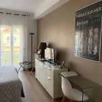 Palais Des Festivals 아파트 *