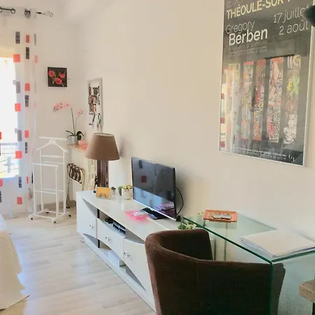 Palais Des Festivals Apartment *